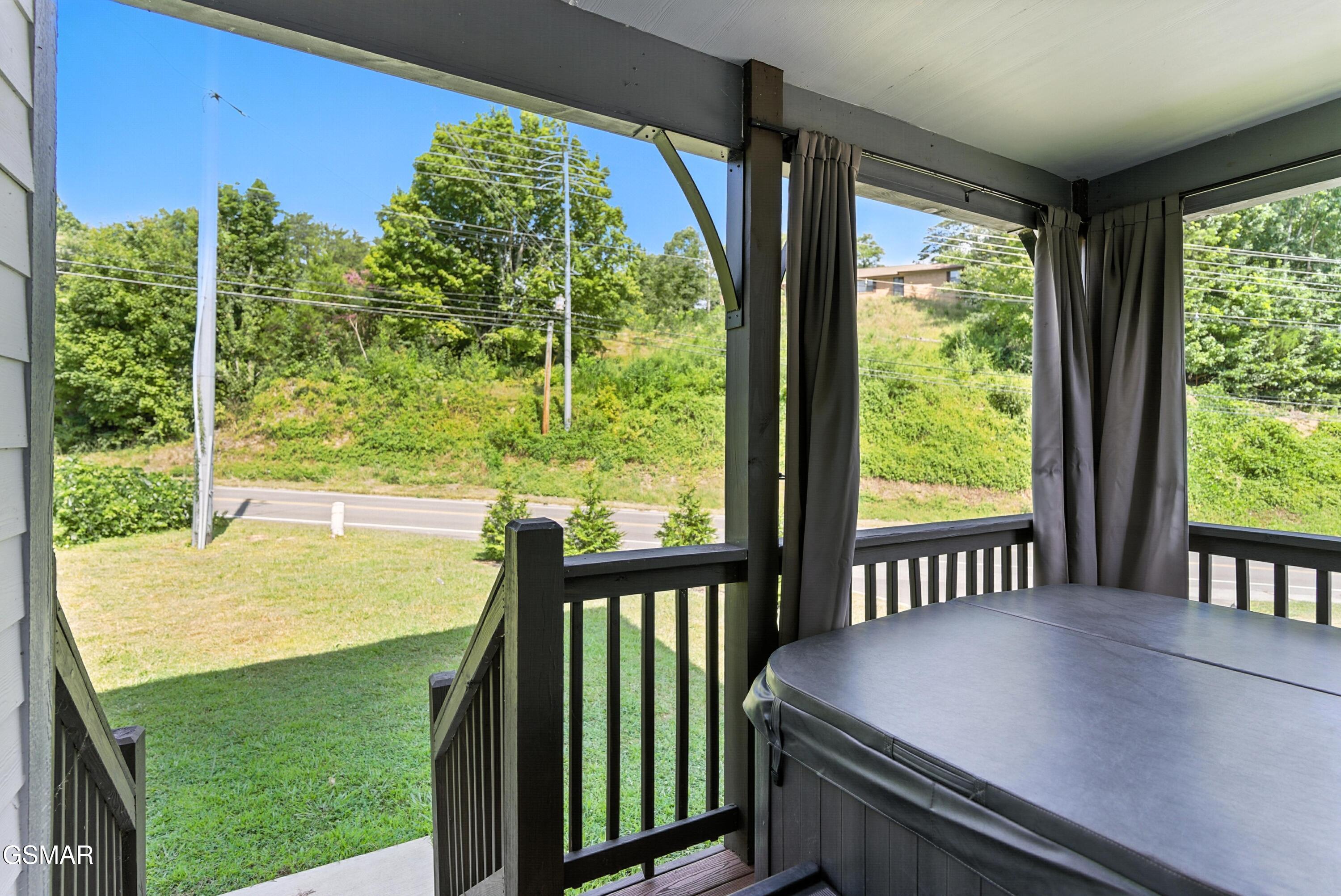 576 Dollywood Lane Pigeon Forge TN 37862