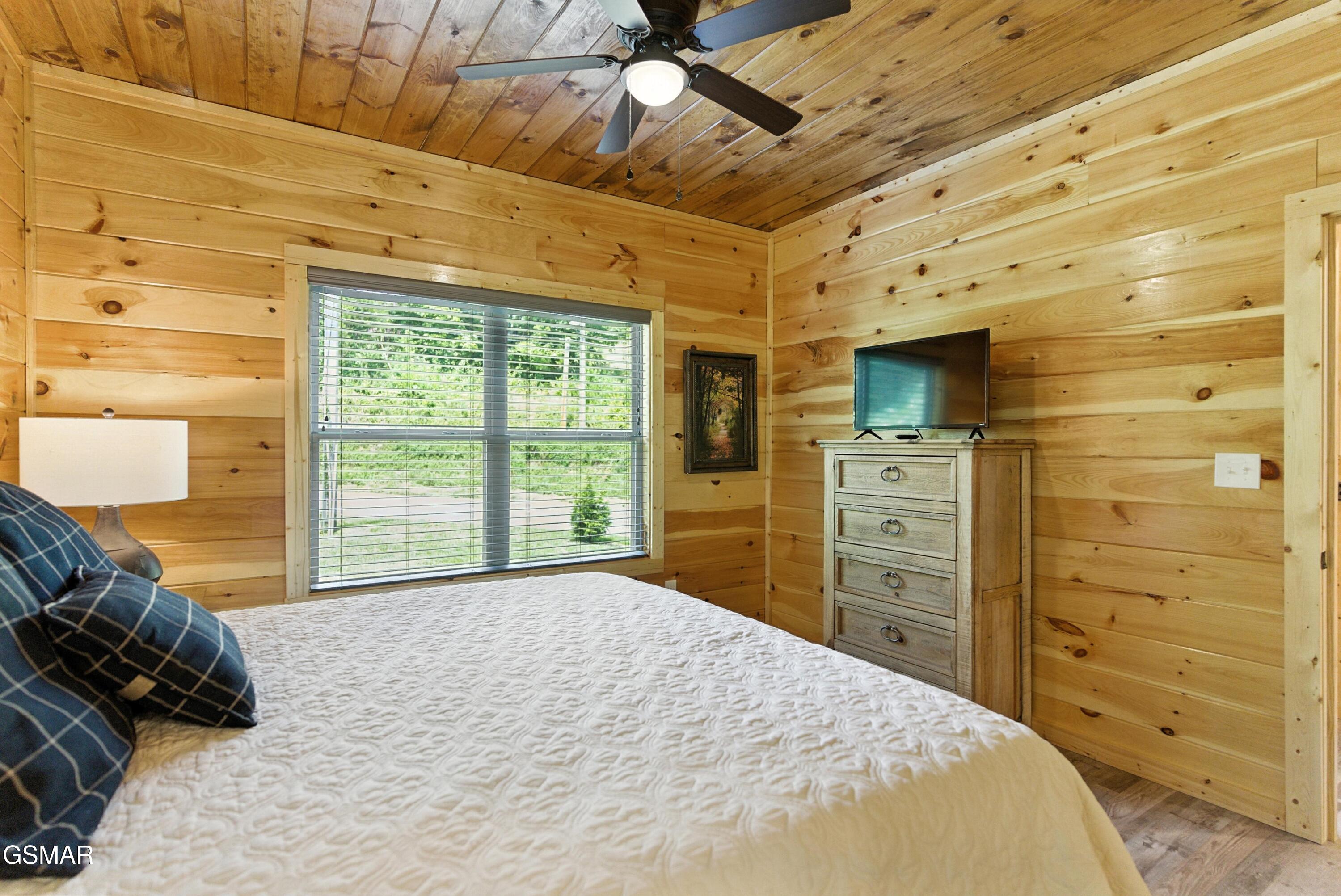 576 Dollywood Lane Pigeon Forge TN 37862