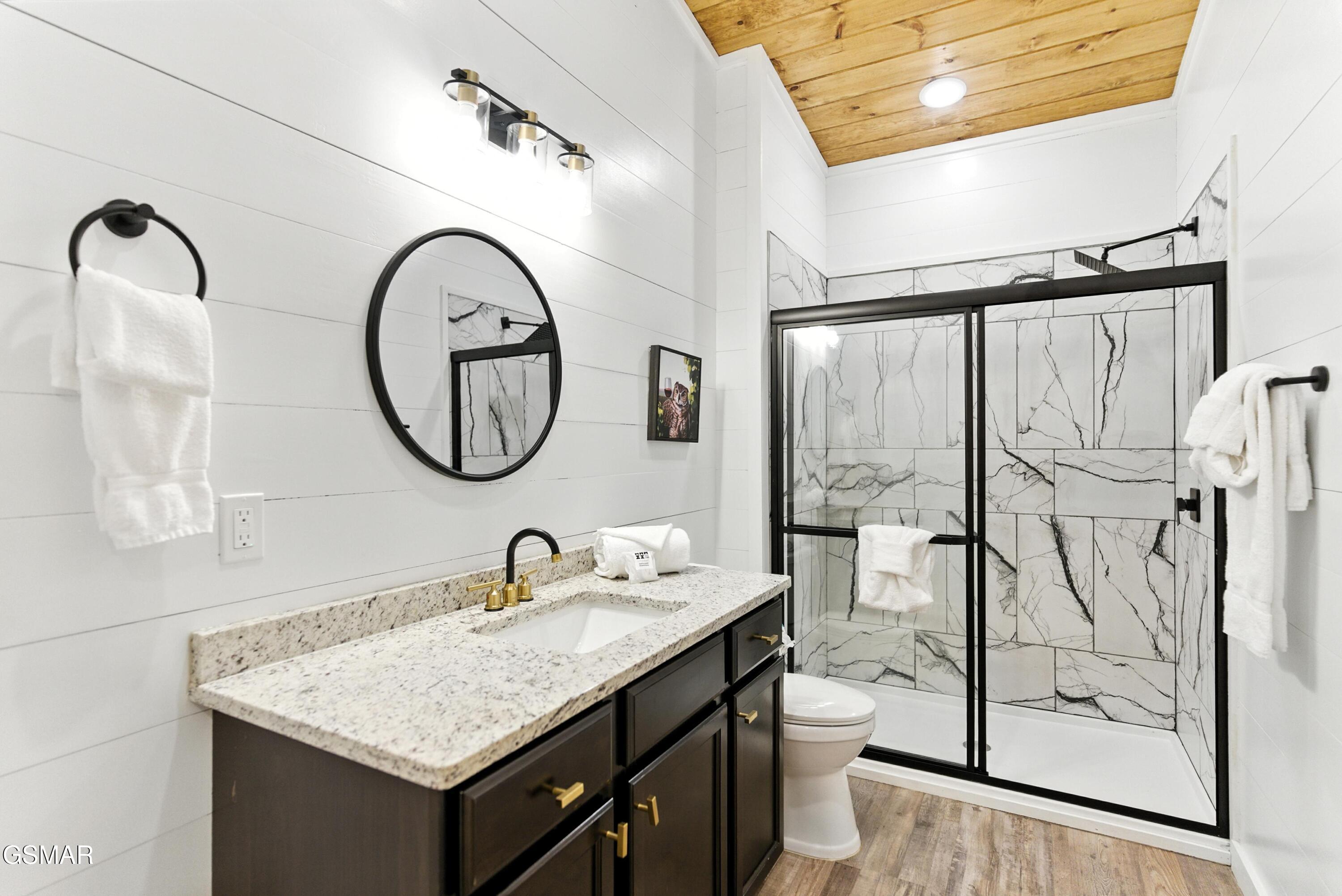 576 Dollywood Lane Pigeon Forge TN 37862