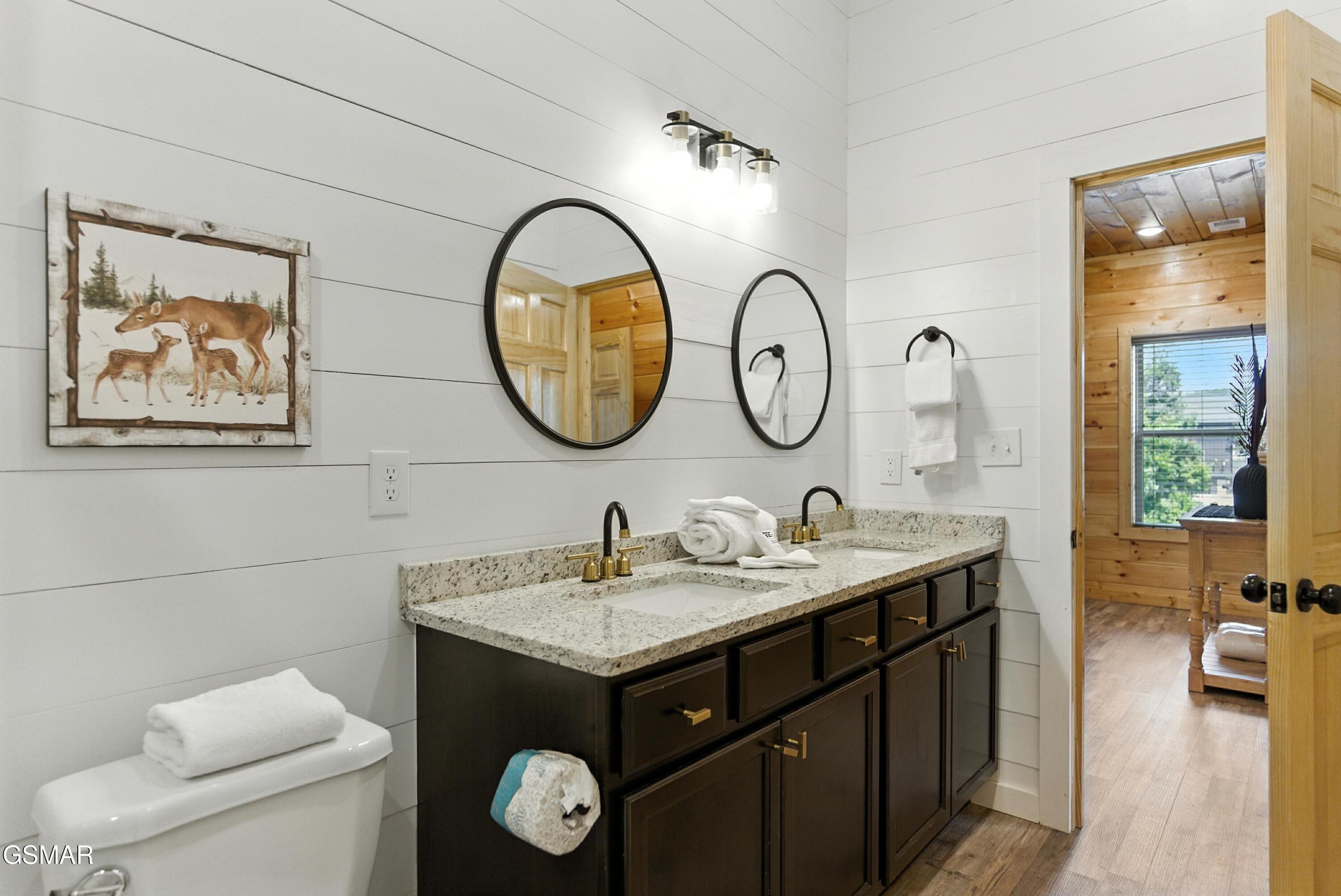 576 Dollywood Lane Pigeon Forge TN 37862