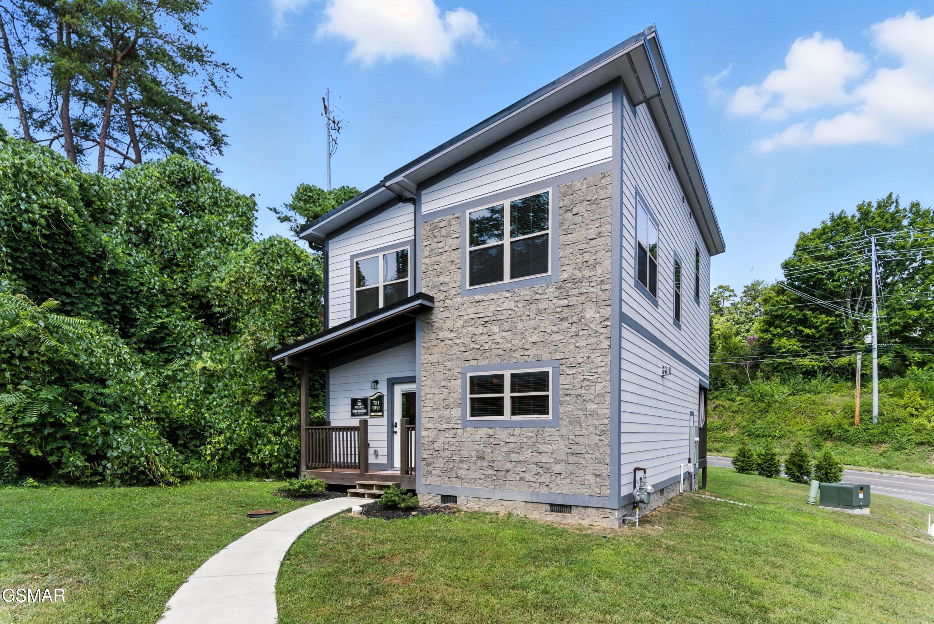 576 Dollywood Lane Pigeon Forge TN 37862