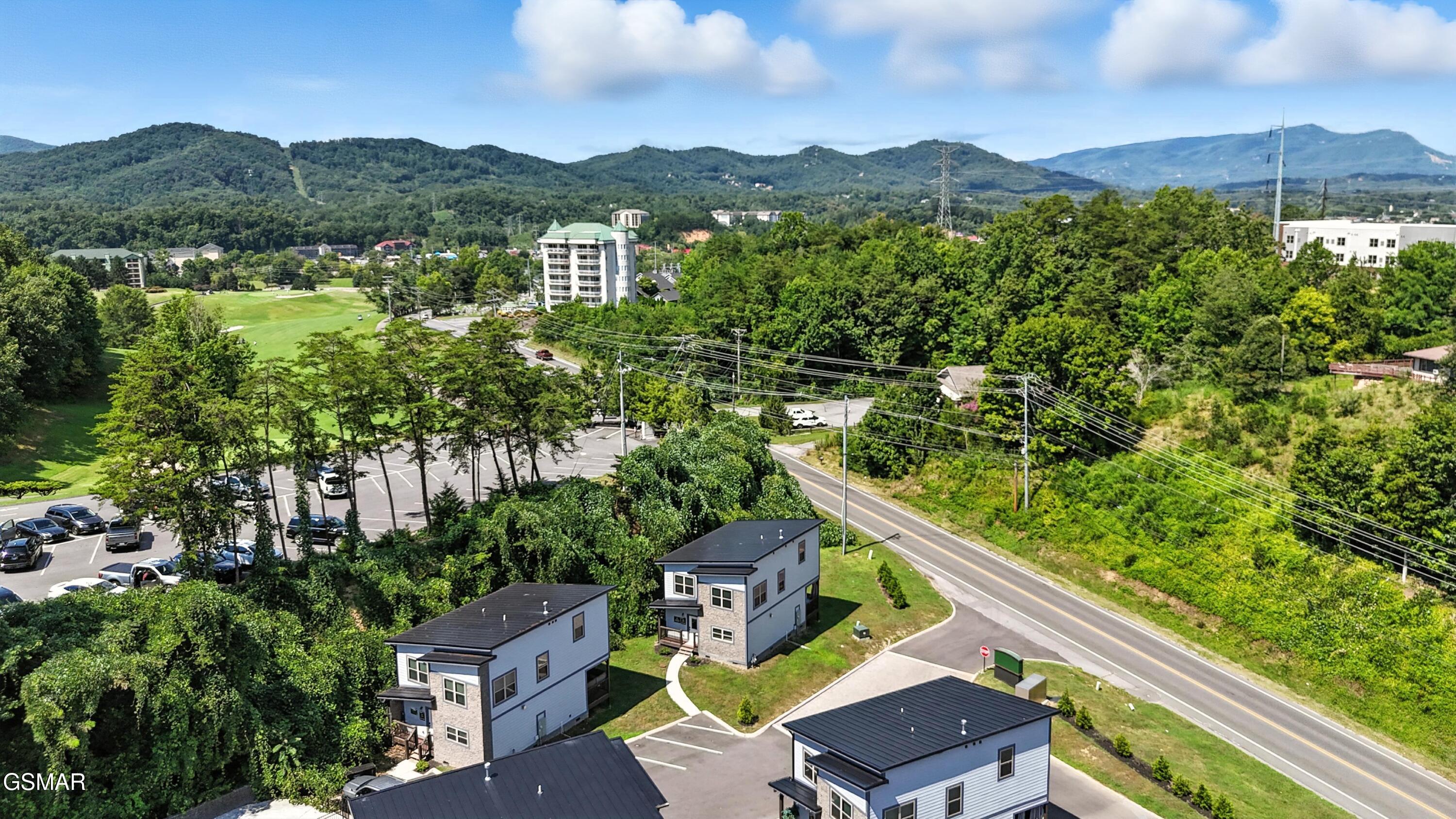 576 Dollywood Lane Pigeon Forge TN 37862