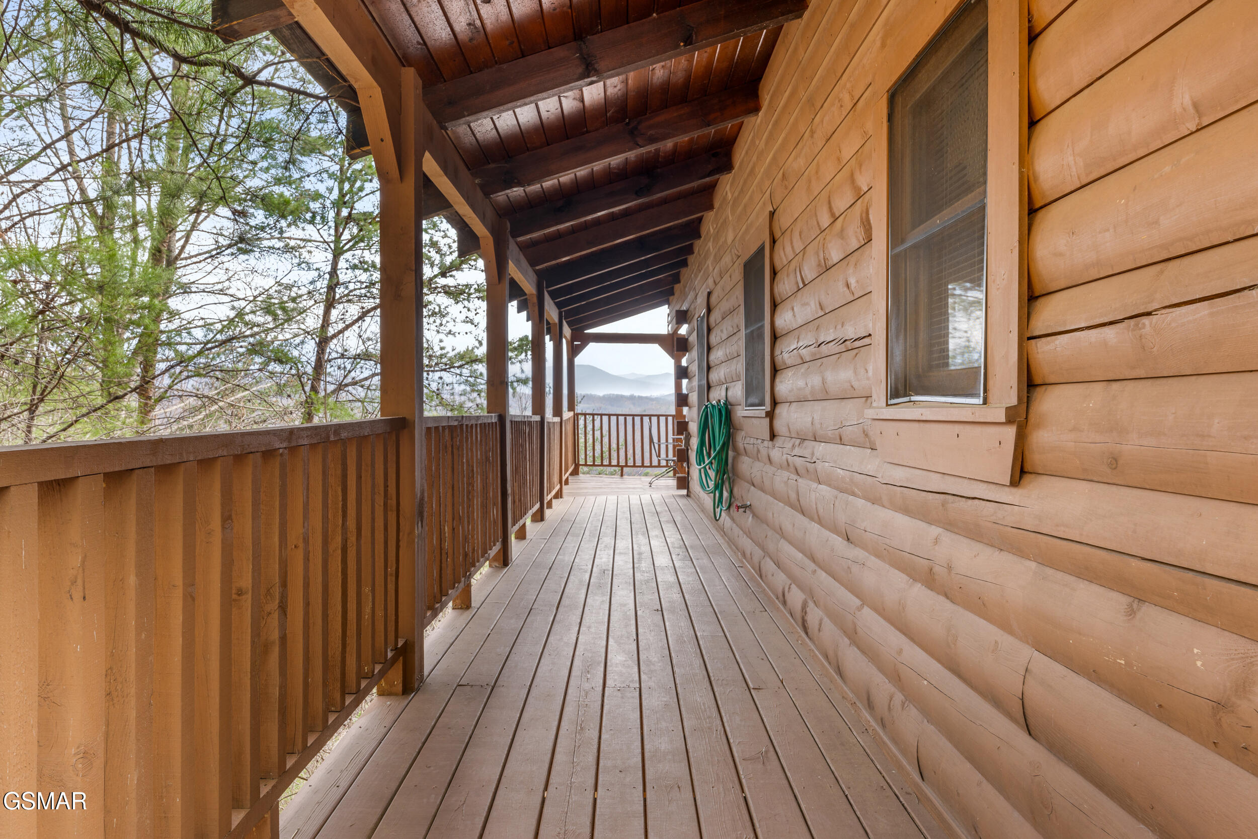 1910 E Mountain View Way Sevierville TN 37862