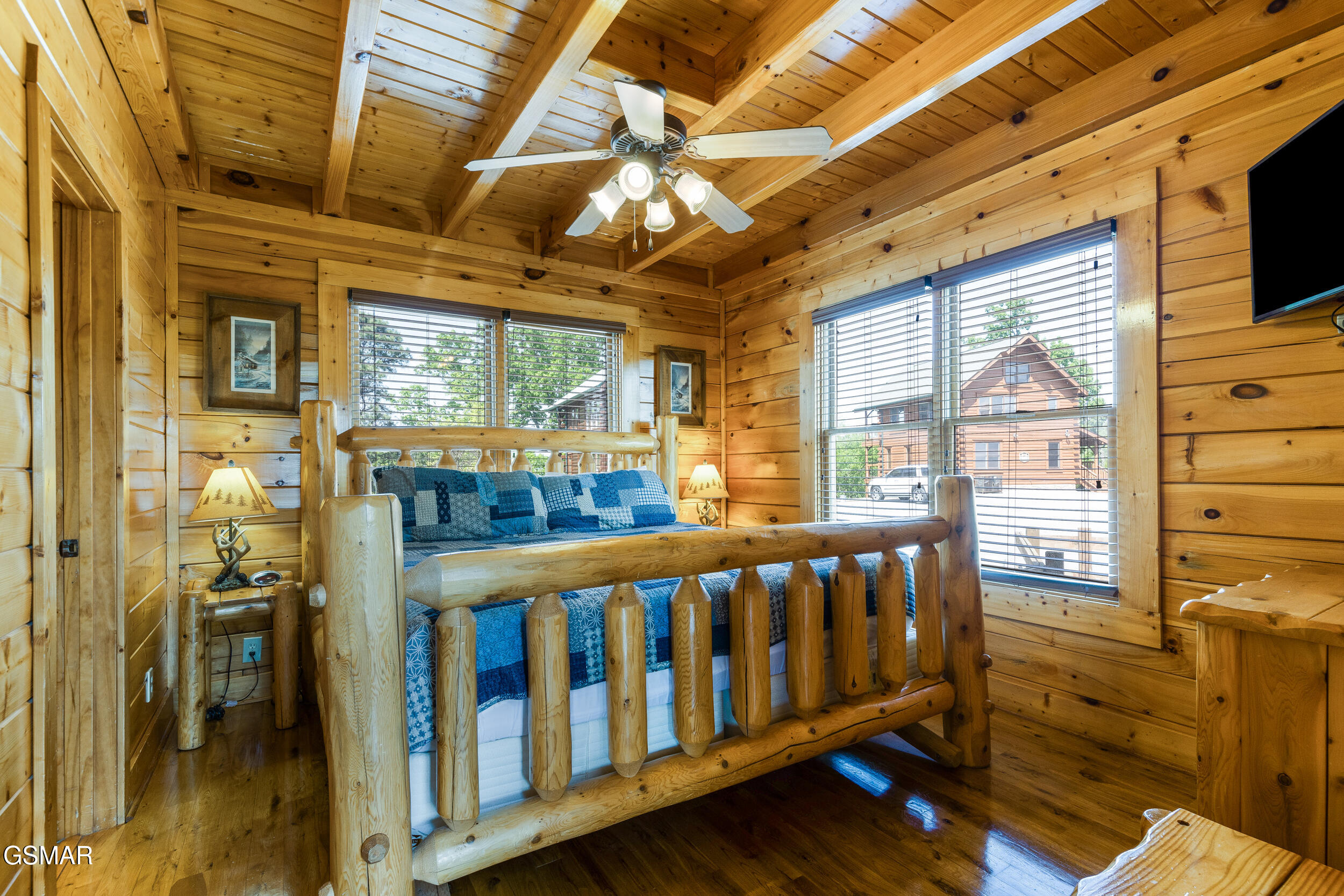 2828 White Oak Ridge Lane Sevierville TN 37862