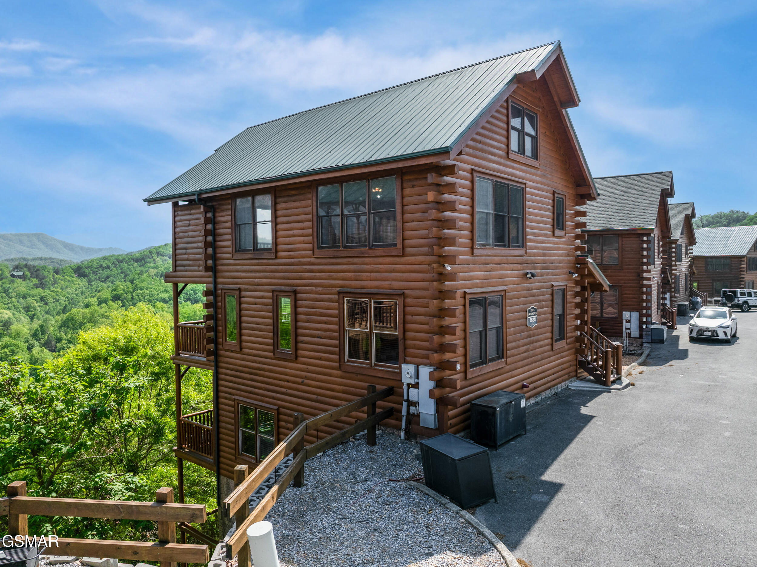 2828 White Oak Ridge Lane Sevierville TN 37862