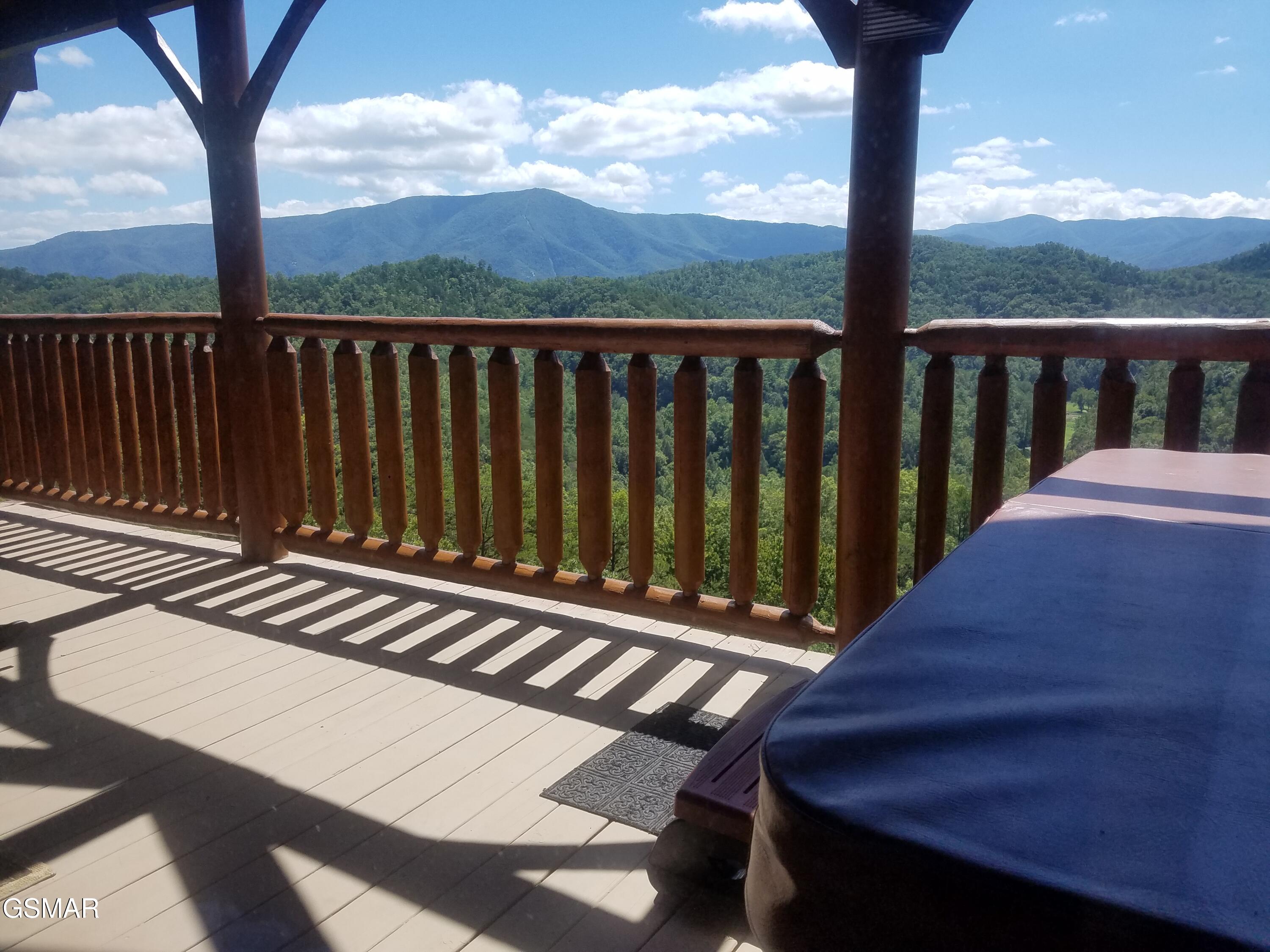 2828 White Oak Ridge Lane Sevierville TN 37862
