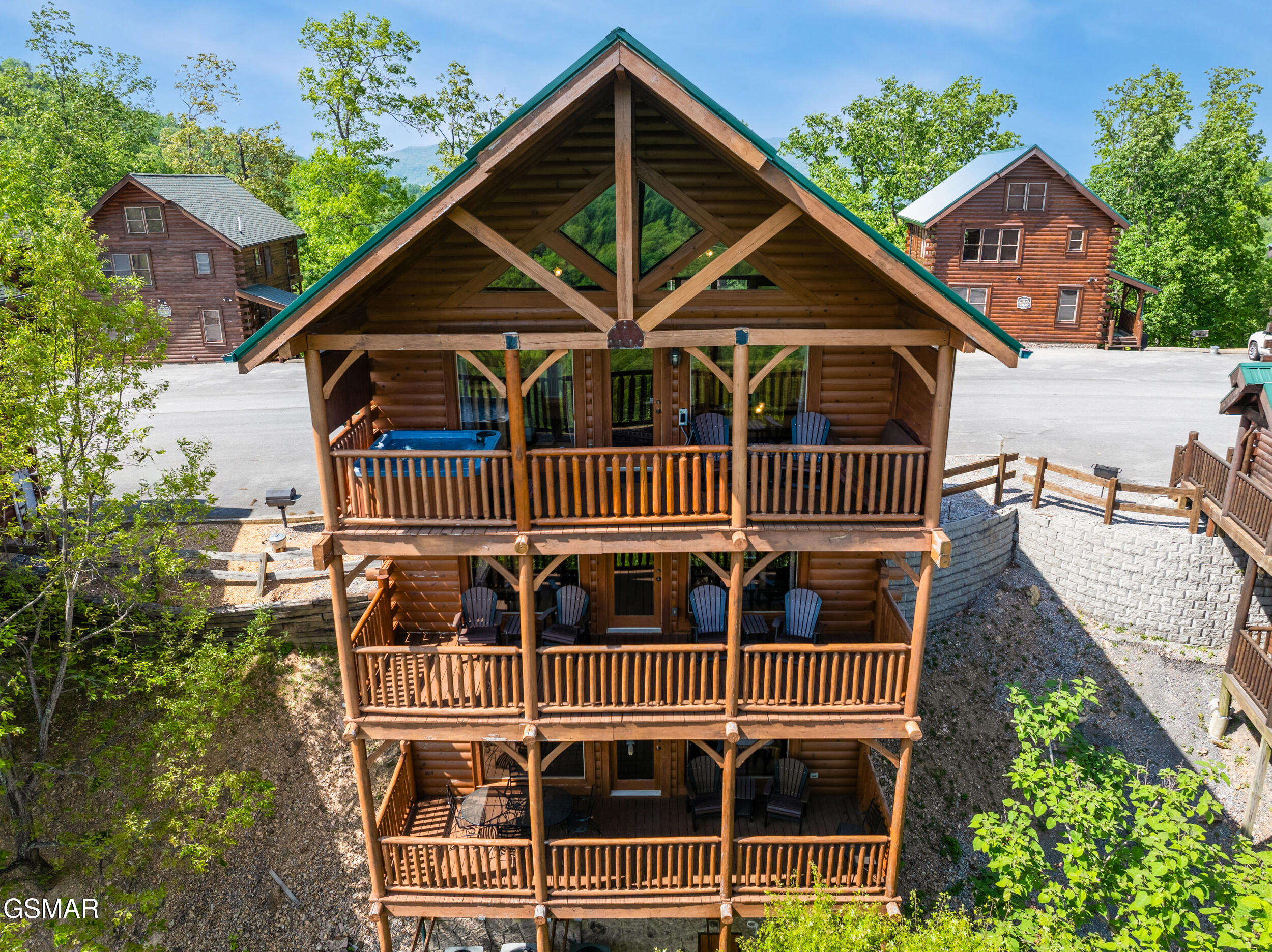 2828 White Oak Ridge Lane Sevierville TN 37862