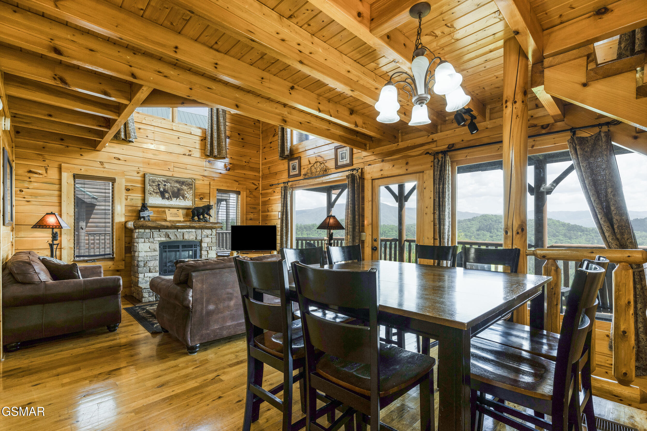 2828 White Oak Ridge Lane Sevierville TN 37862