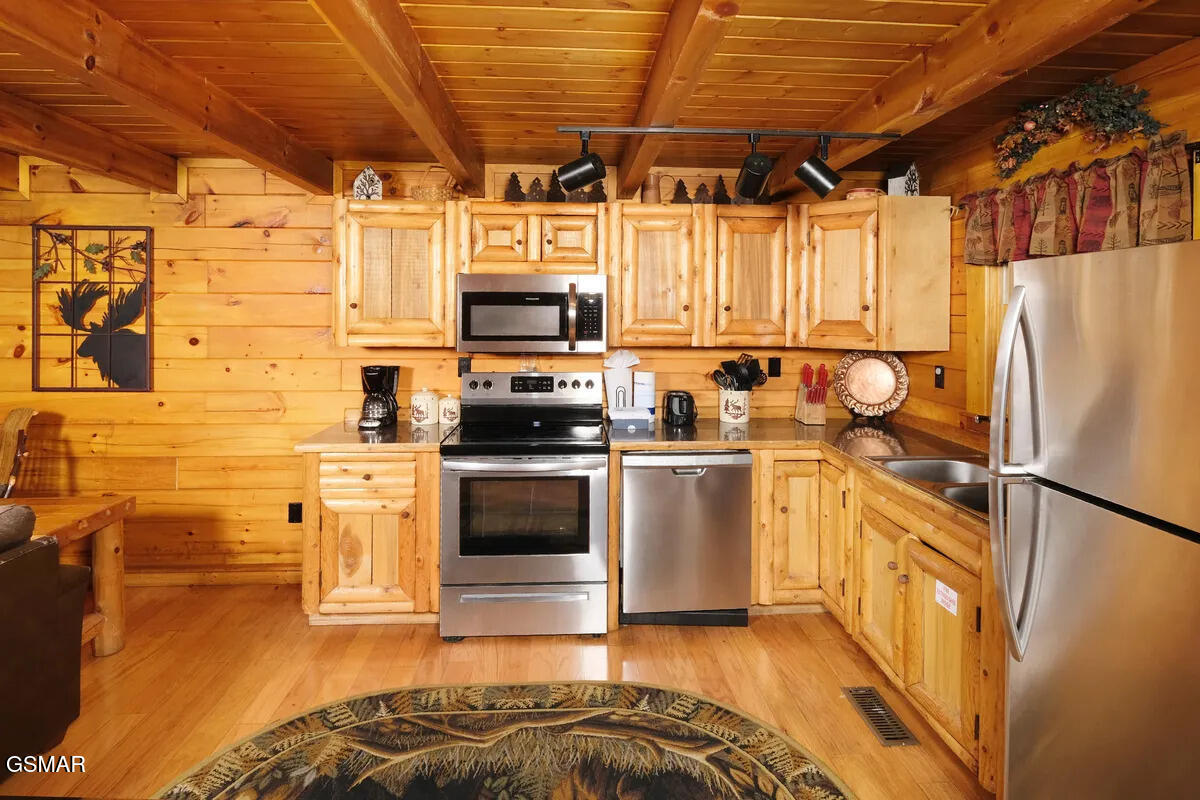 1509 Sky View Drive Sevierville TN 37876