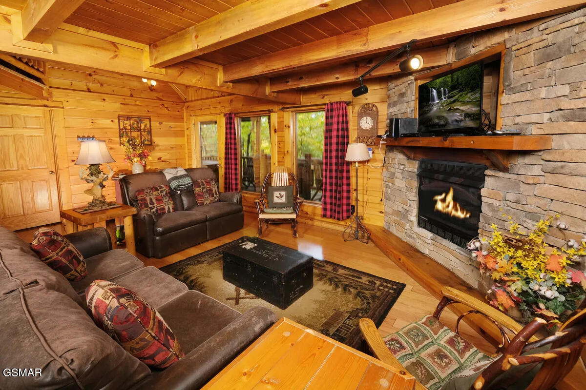 1509 Sky View Drive Sevierville TN 37876