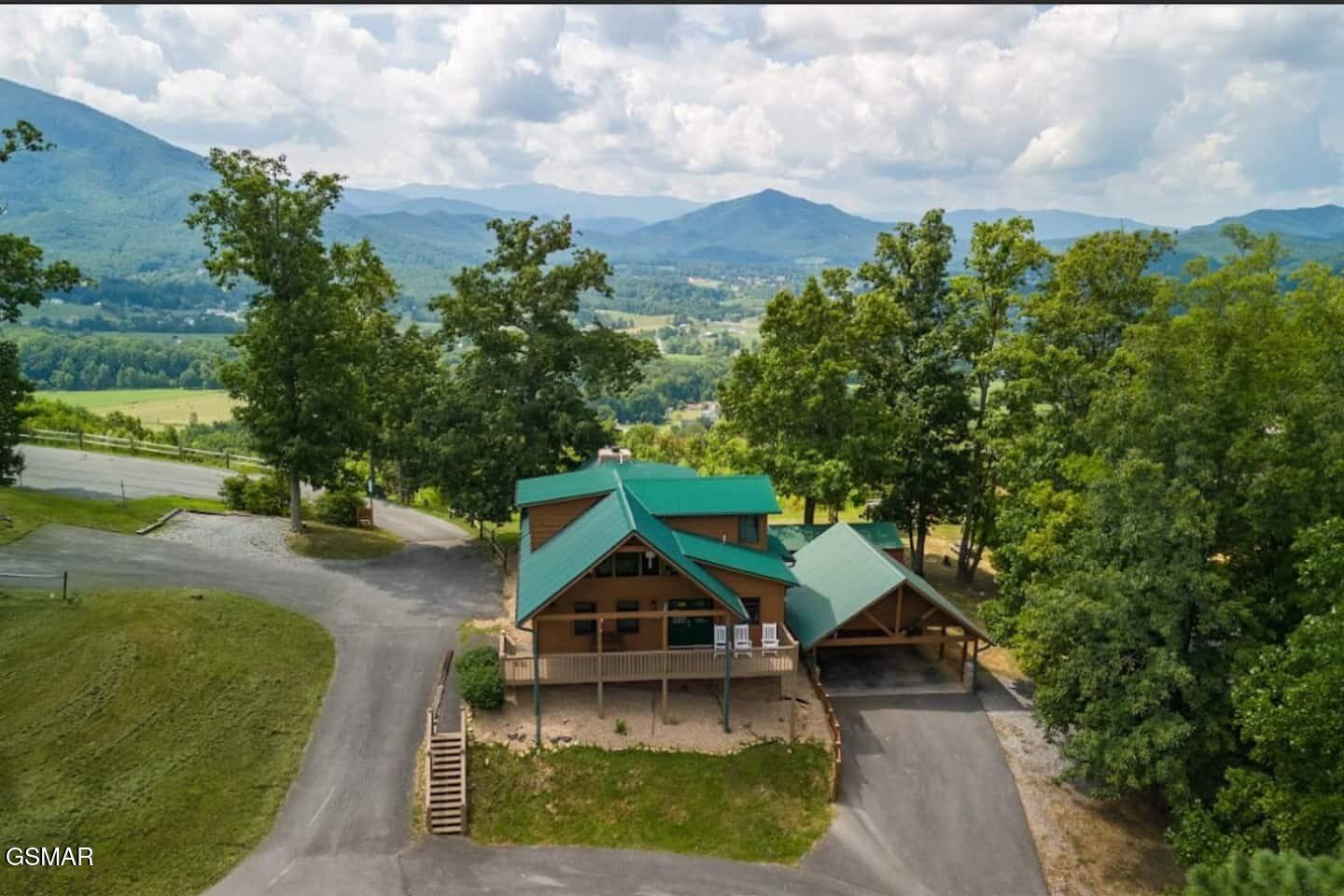 2491 Black Bear Ridge Way Sevierville TN 37862
