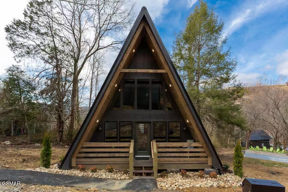 324 Lewis Clabo Road Gatlinburg TN 37738