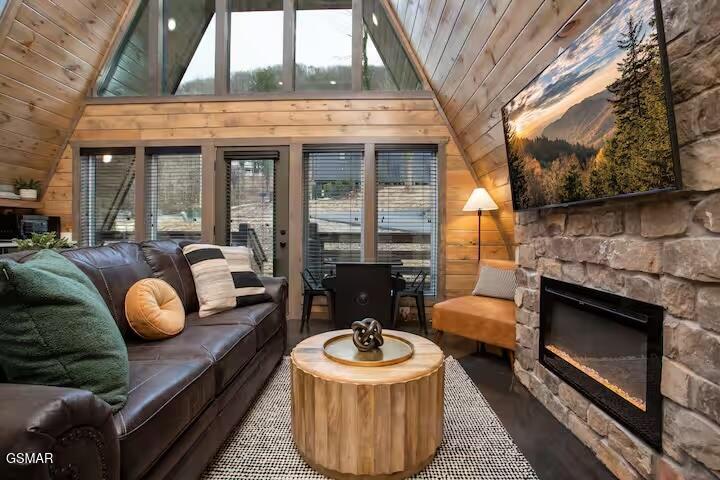 324 Lewis Clabo Road Gatlinburg TN 37738