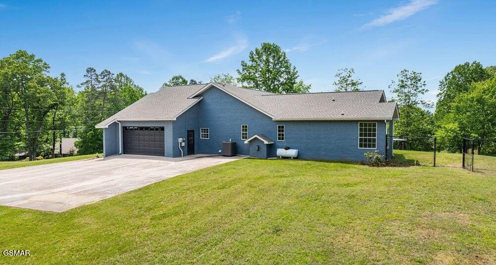 2289 Allenridge Drive Sevierville TN 37876