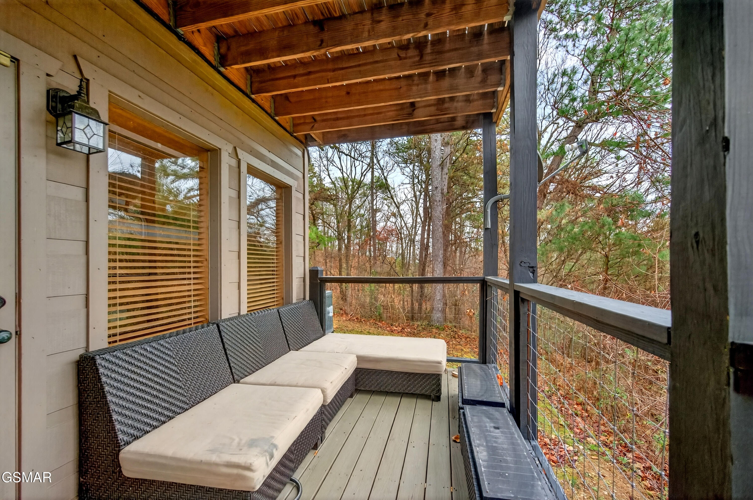 1118 Eagle Pointe Way Pigeon Forge TN 37863