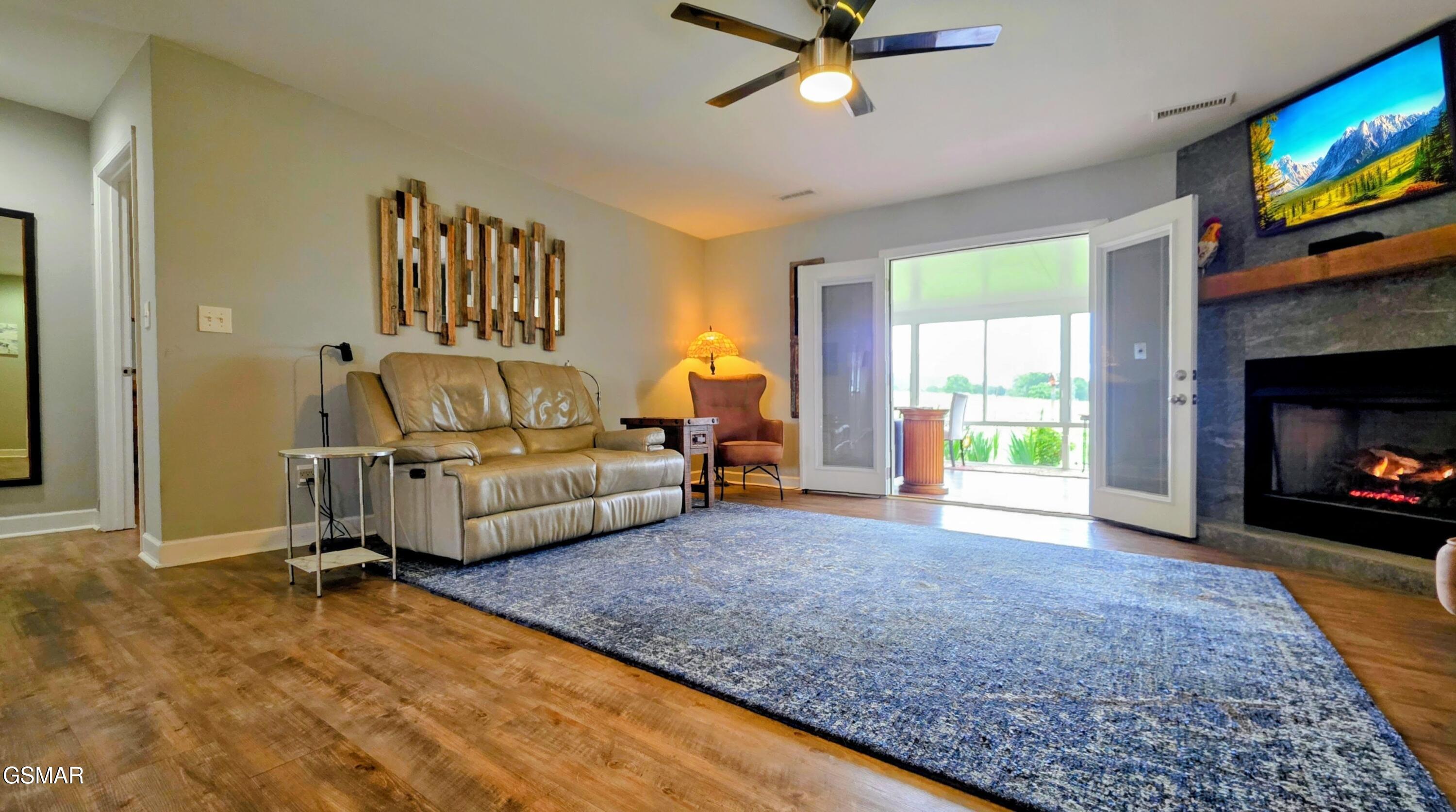 2423 Frost Valley Court Sevierville TN 37876