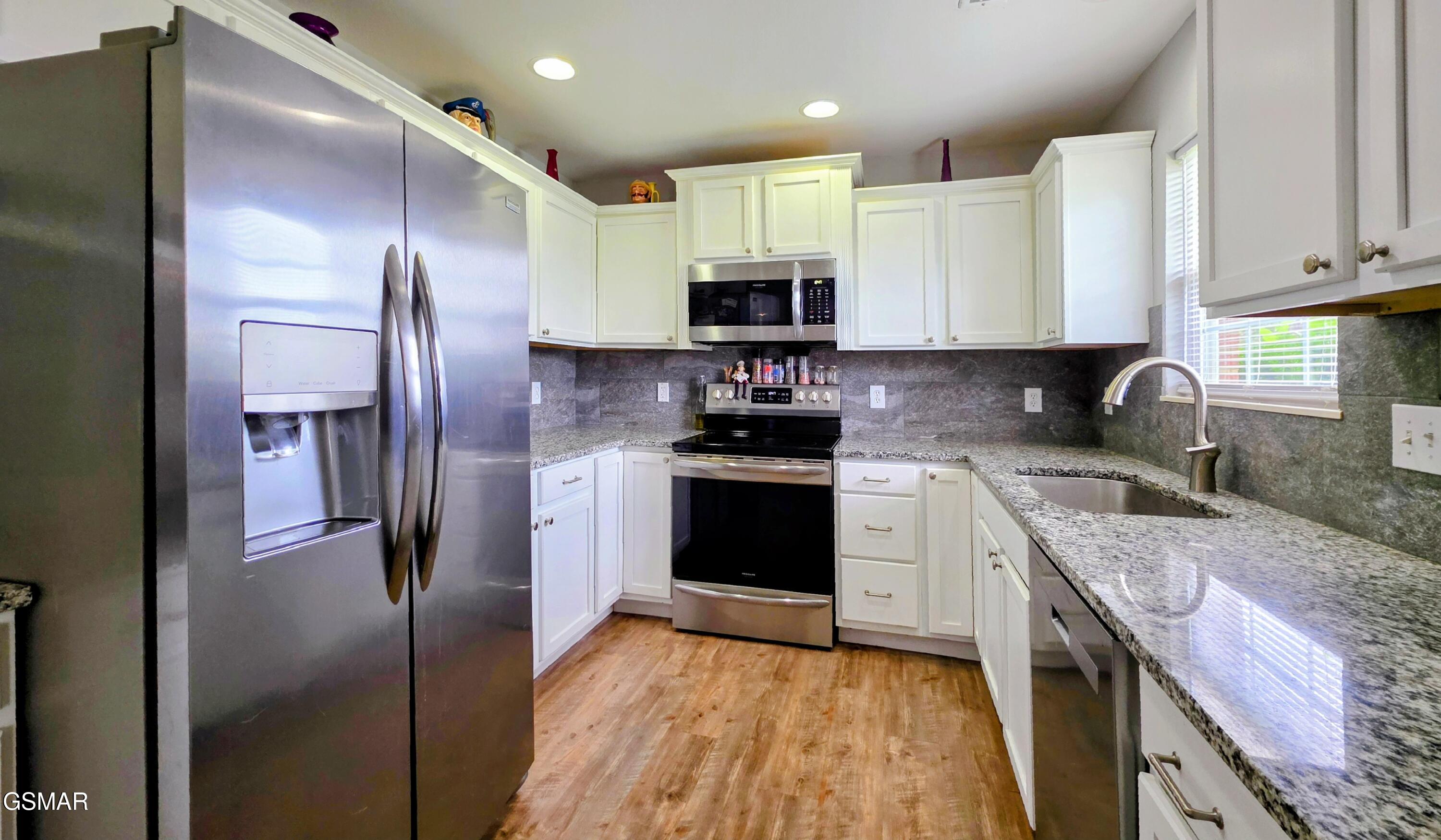 2423 Frost Valley Court Sevierville TN 37876