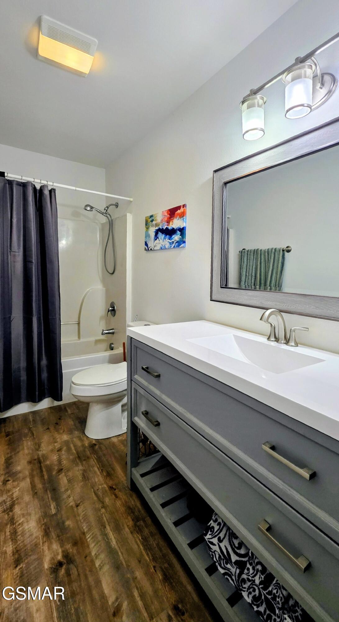2423 Frost Valley Court Sevierville TN 37876