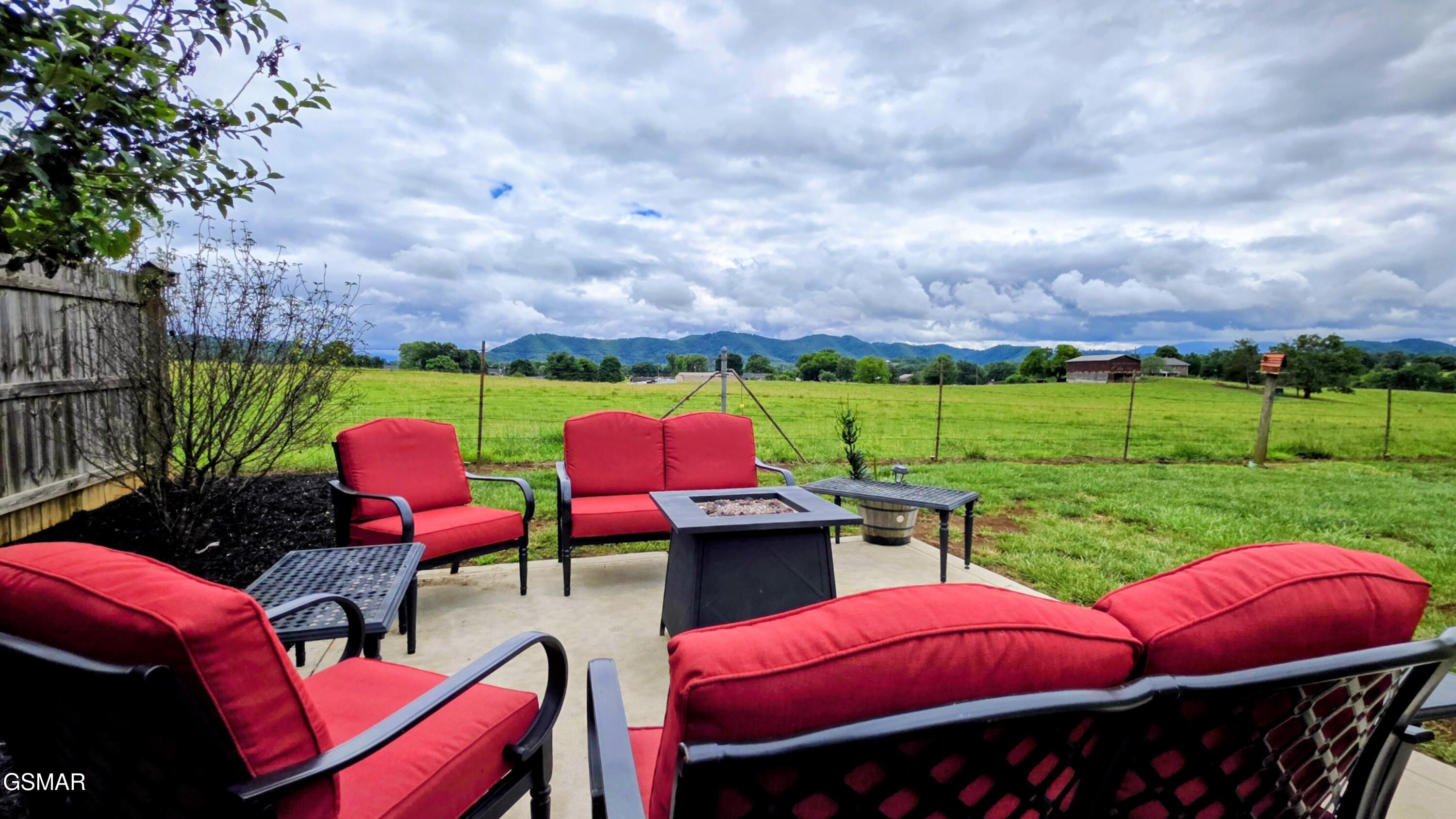 2423 Frost Valley Court Sevierville TN 37876