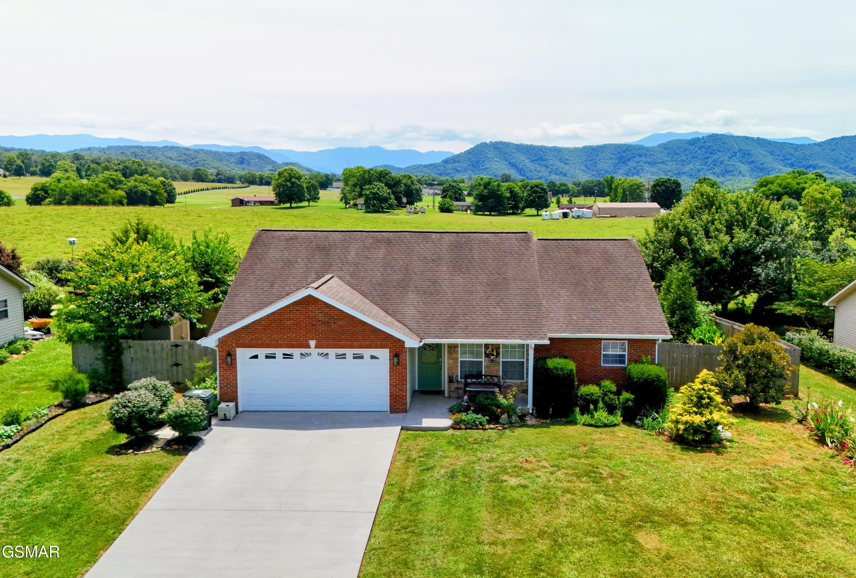 2423 Frost Valley Court Sevierville TN 37876