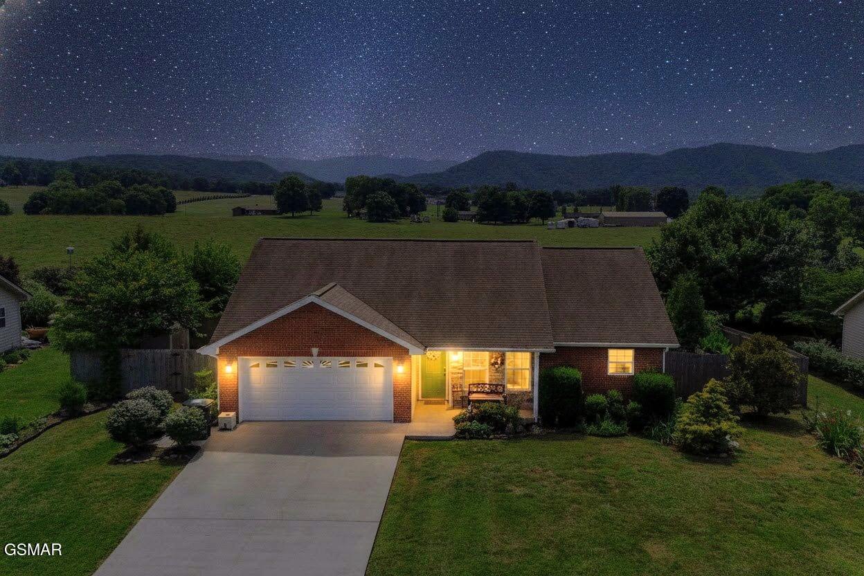 2423 Frost Valley Court Sevierville TN 37876