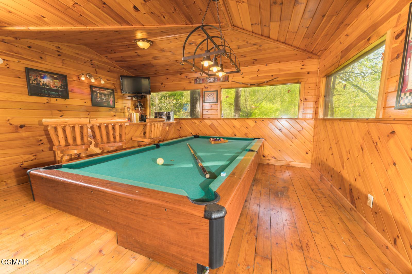 1009 Ravens Ford Way Sevierville TN 37876