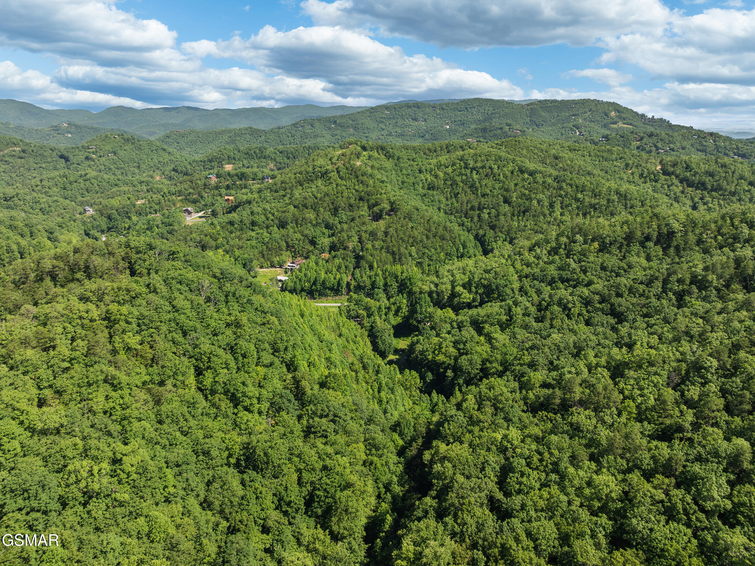 2792 Happy Hollow Road Sevierville TN 37862