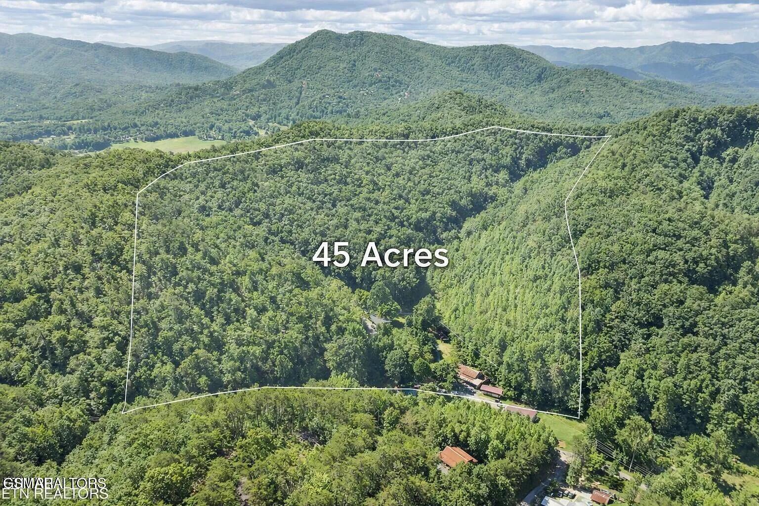 2792 Happy Hollow Road Sevierville TN 37862