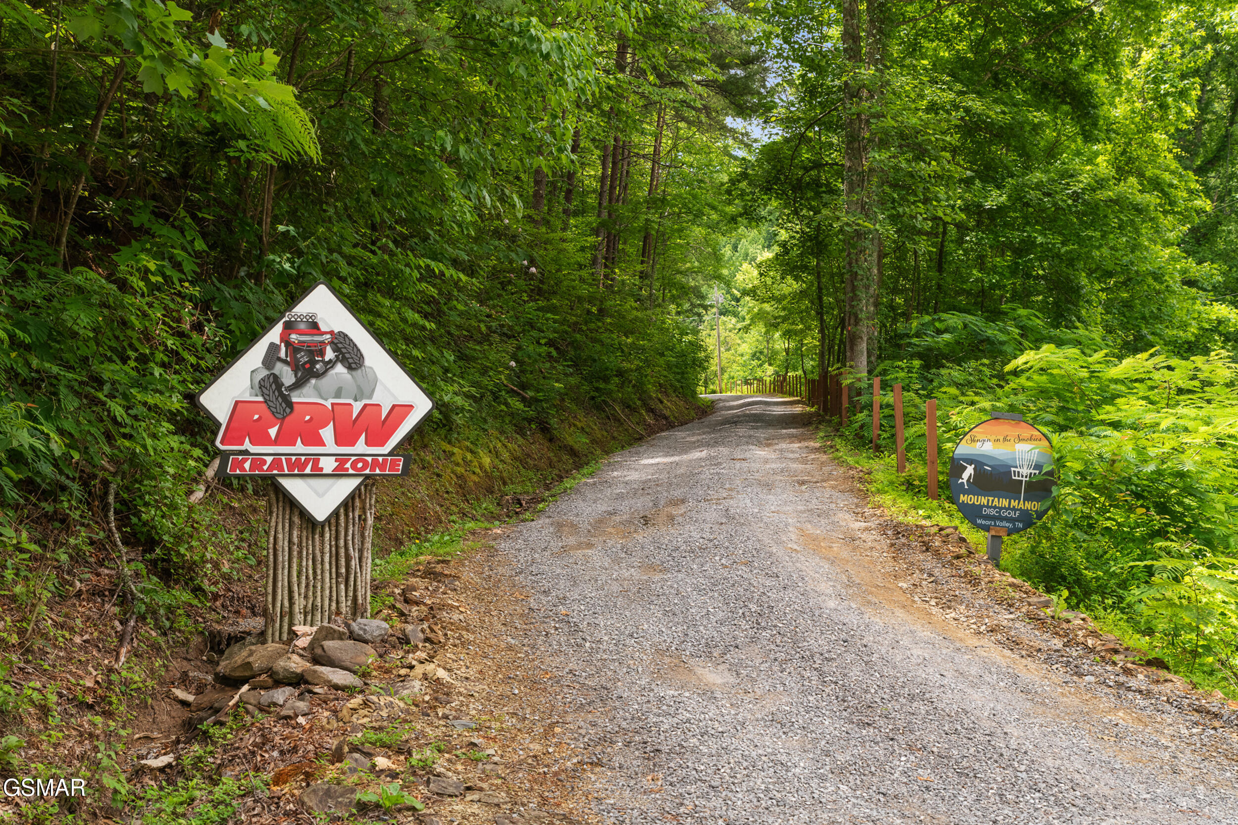 2792 Happy Hollow Road Sevierville TN 37862