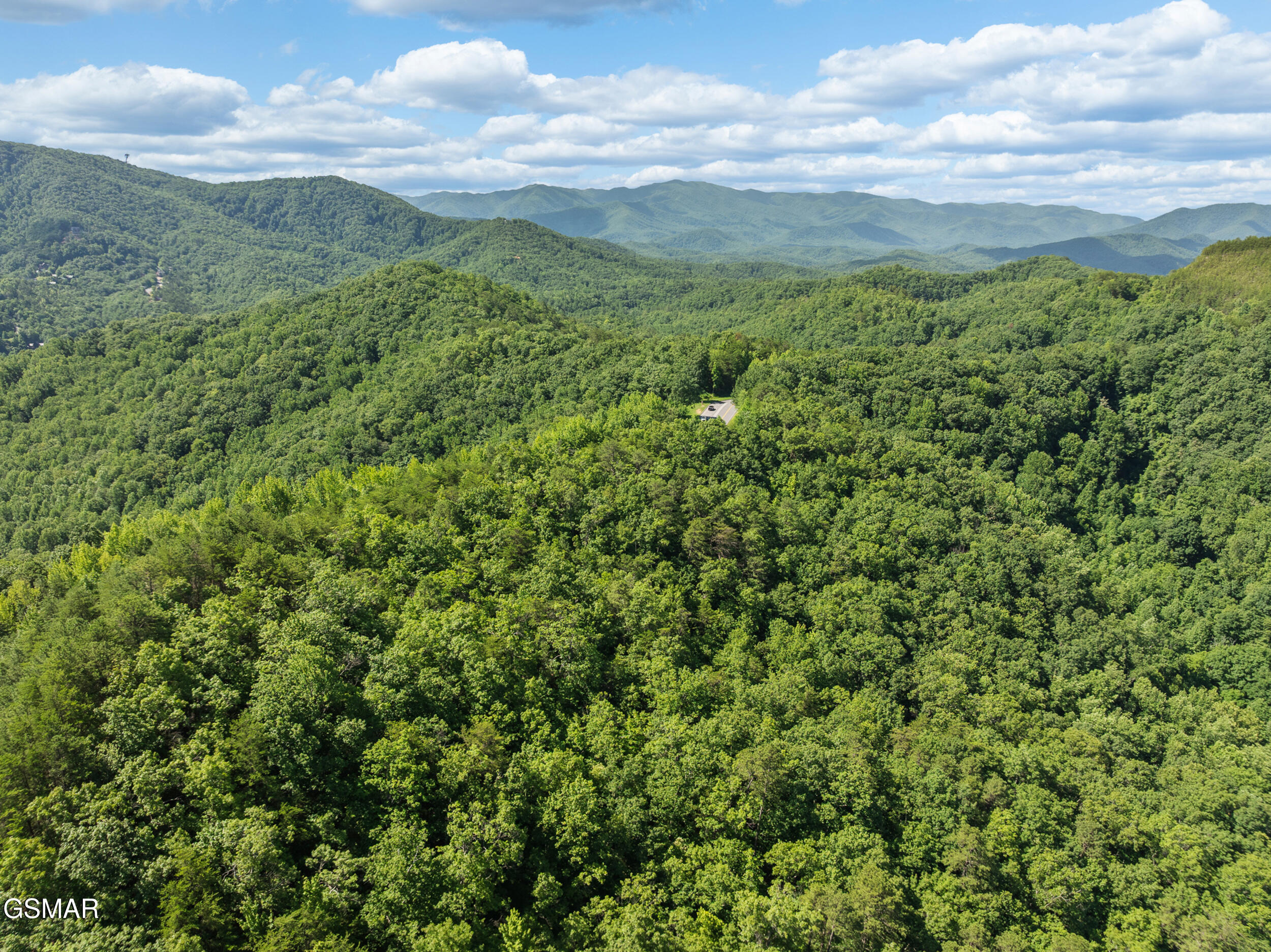 2792 Happy Hollow Road Sevierville TN 37862