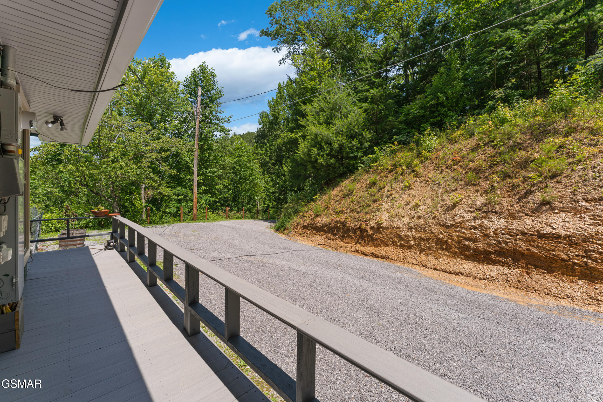 2792 Happy Hollow Road Sevierville TN 37862
