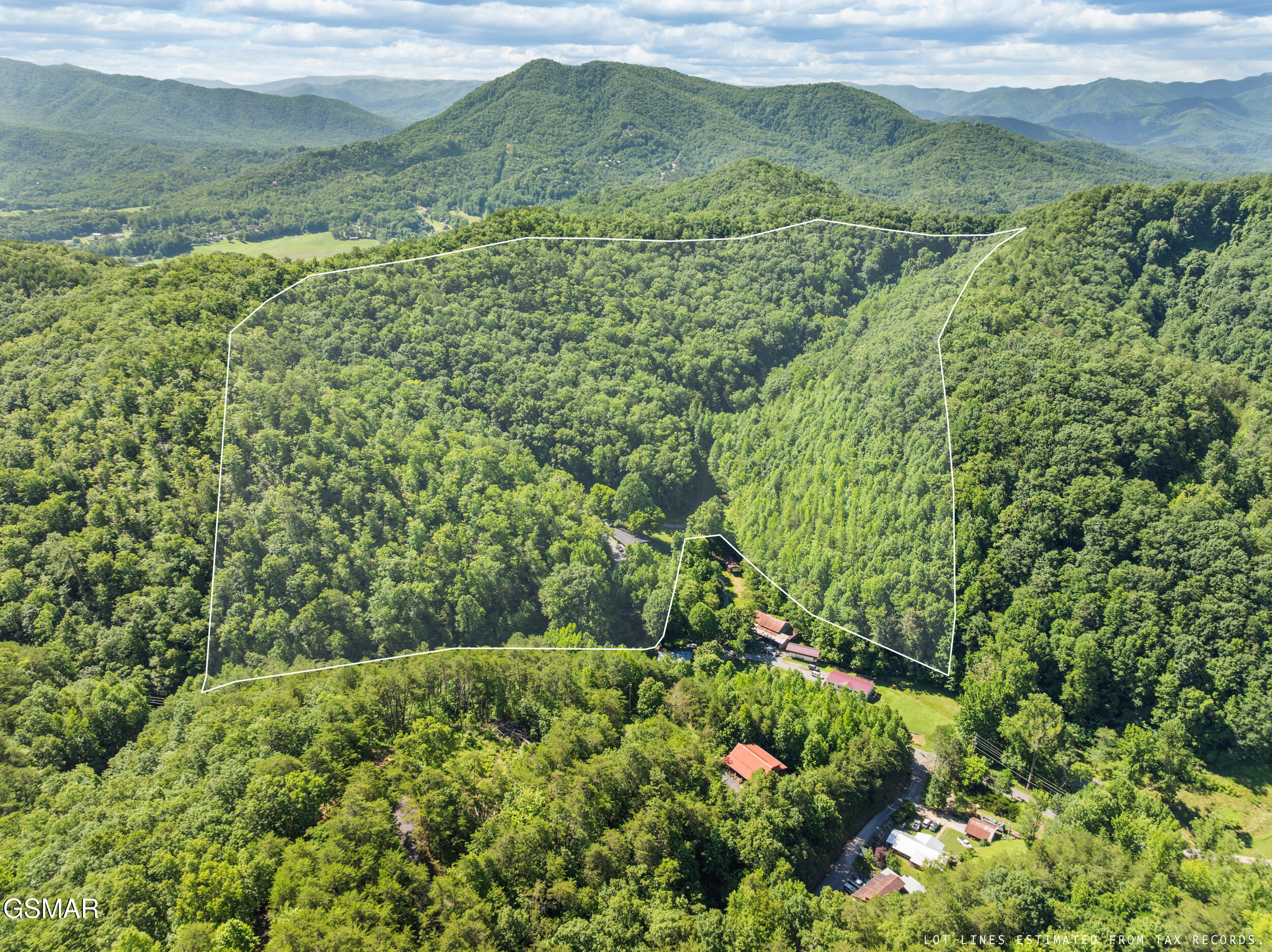 2792 Happy Hollow Road Sevierville TN 37862