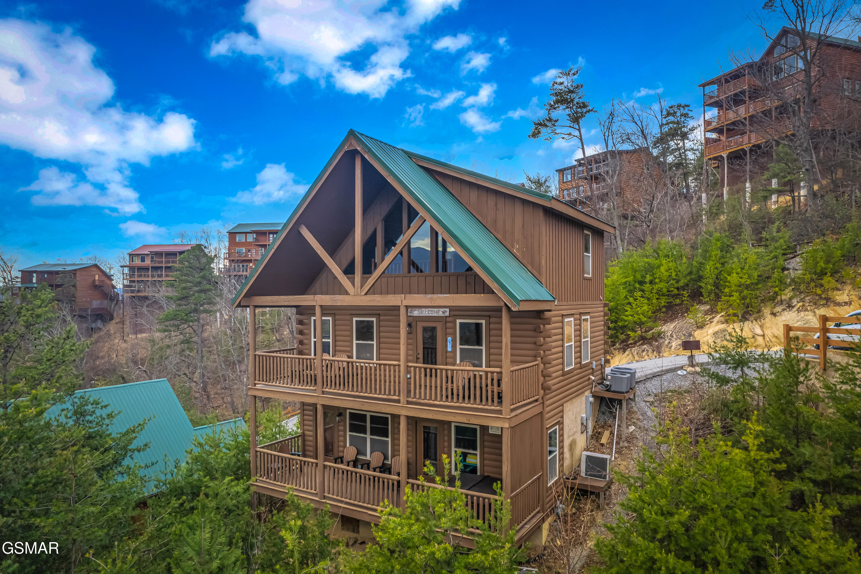 4836 Highland Place Way Pigeon Forge TN 37863