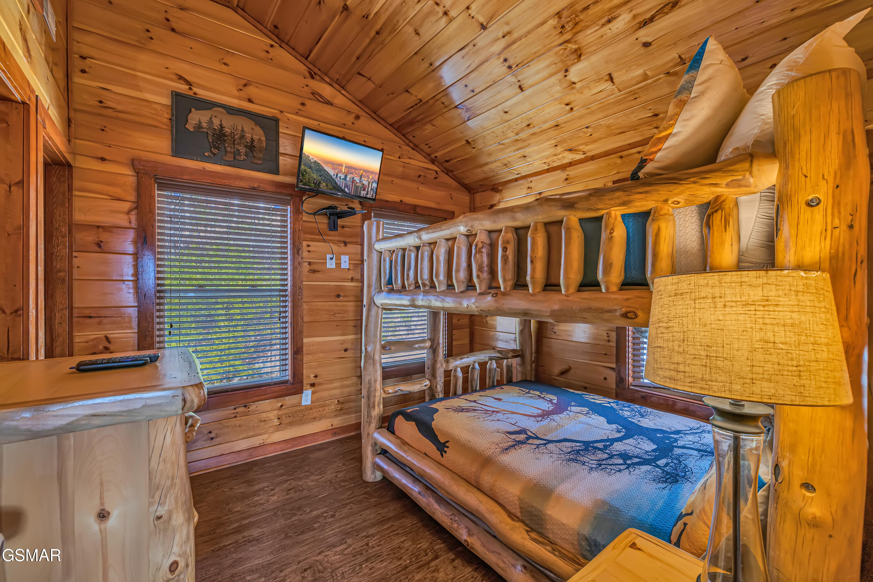 4836 Highland Place Way Pigeon Forge TN 37863