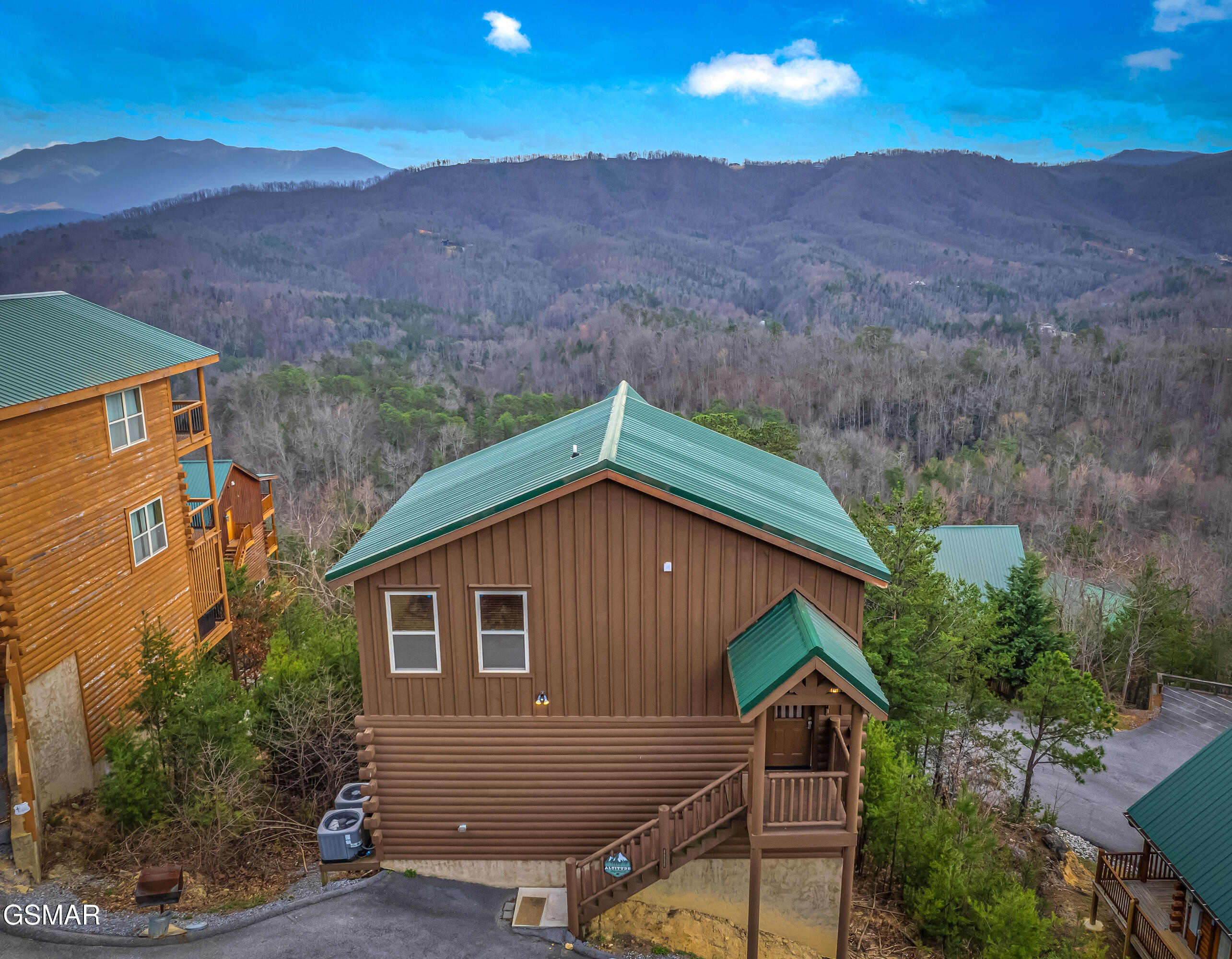 4836 Highland Place Way Pigeon Forge TN 37863