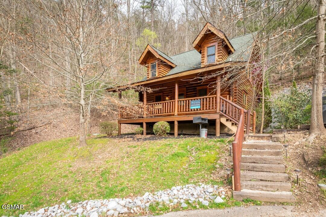 3221 Smoky Ridge Way Sevierville TN 37862