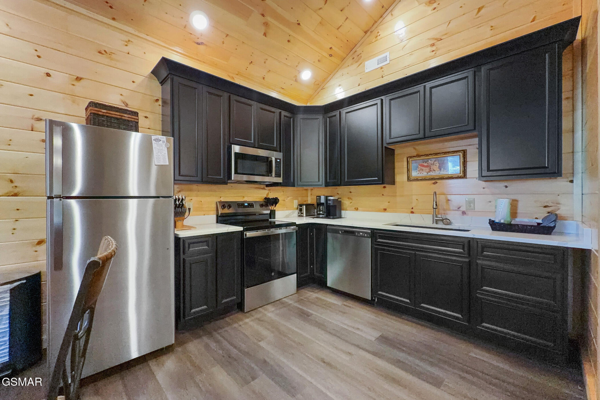 1026 Black Bear Cub Way Sevierville TN 37862