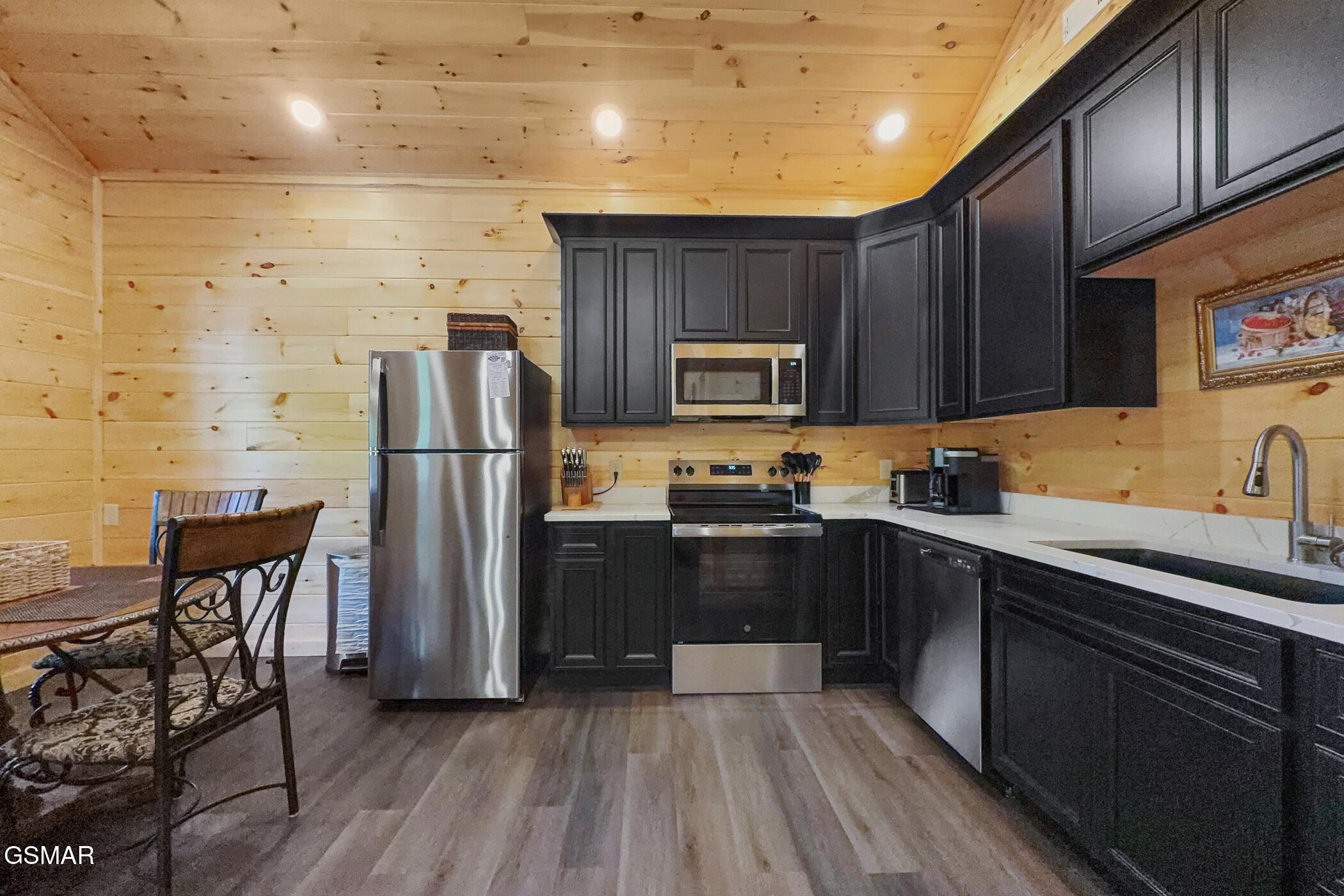 1026 Black Bear Cub Way Sevierville TN 37862