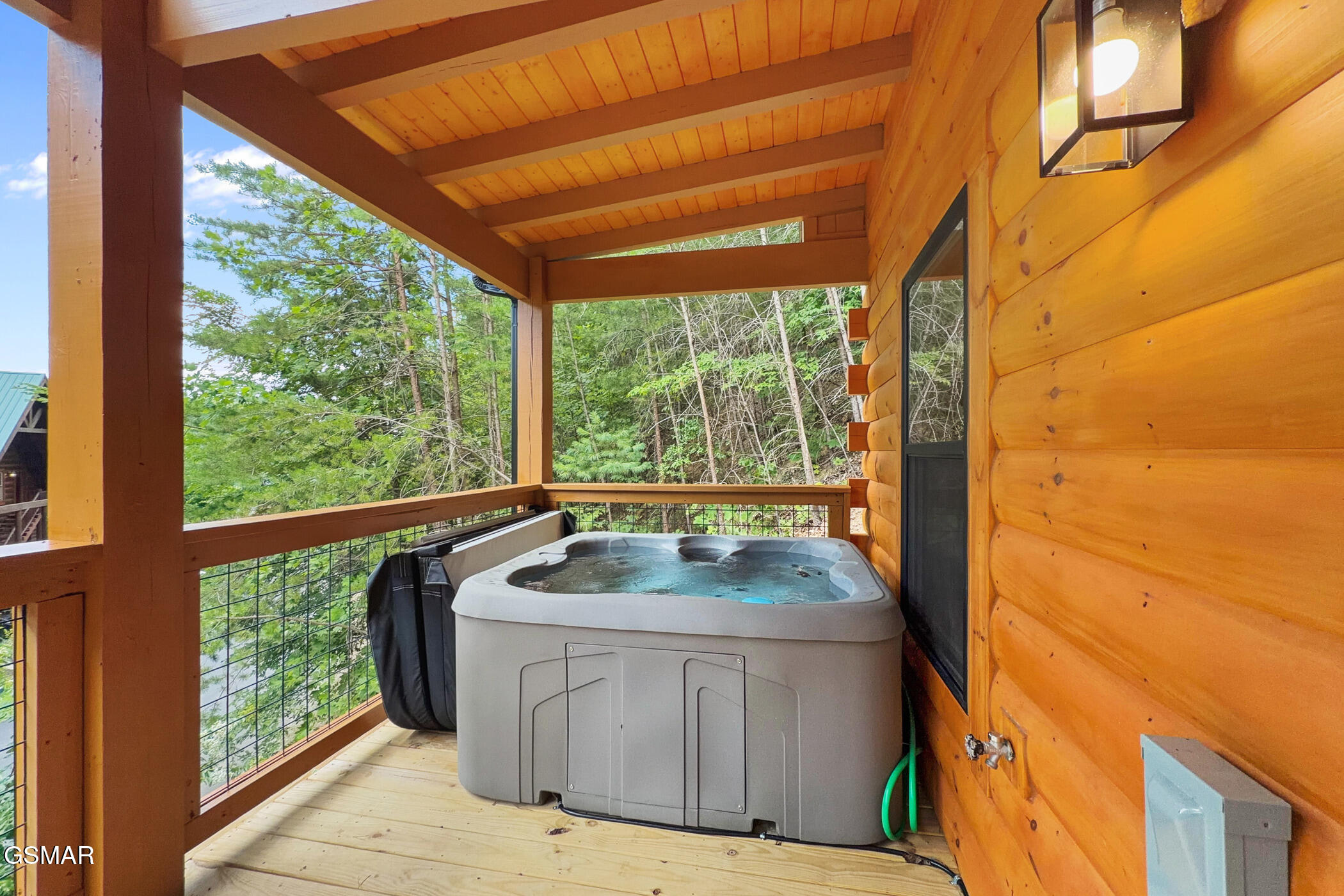 1026 Black Bear Cub Way Sevierville TN 37862