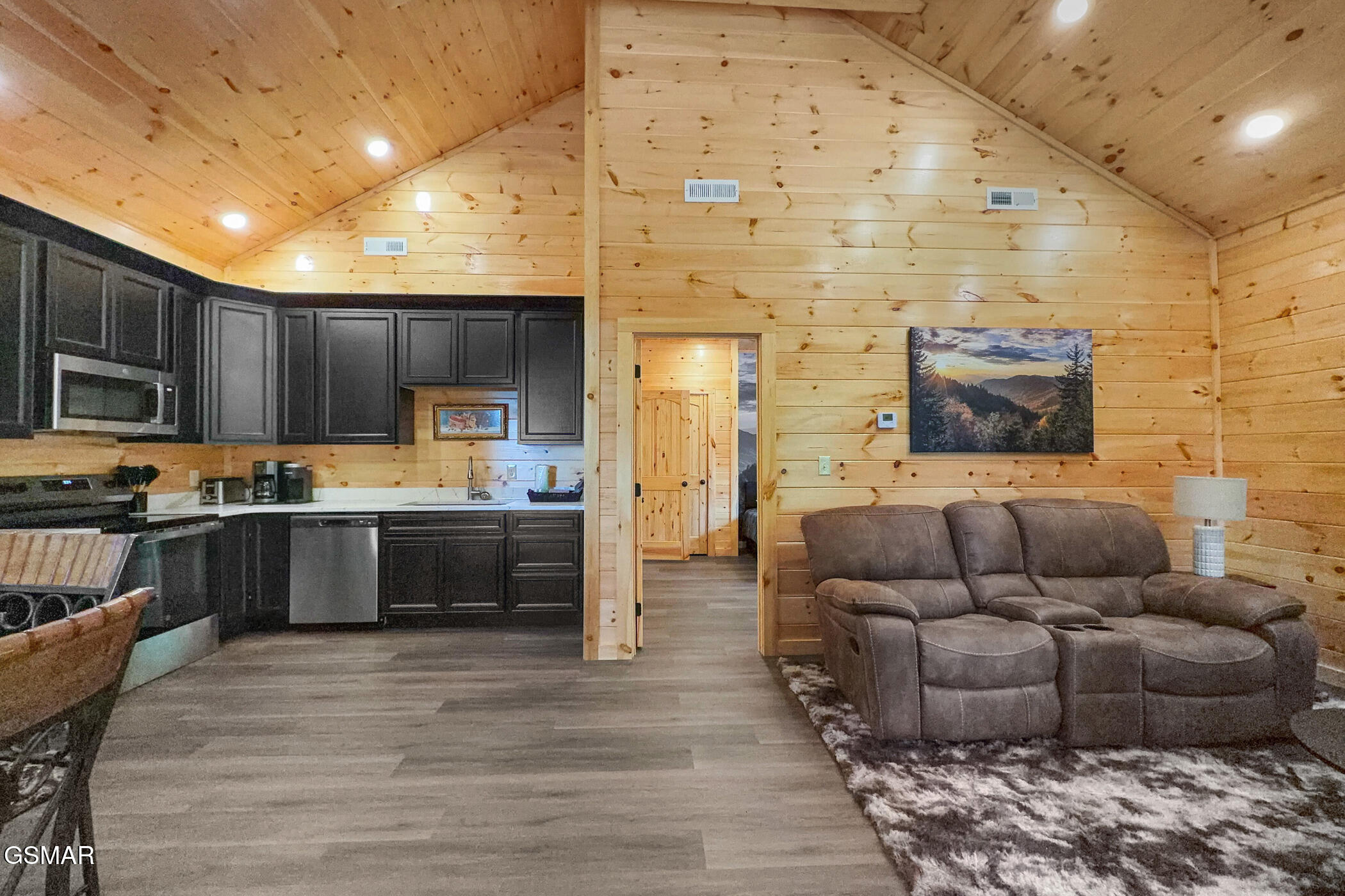 1026 Black Bear Cub Way Sevierville TN 37862