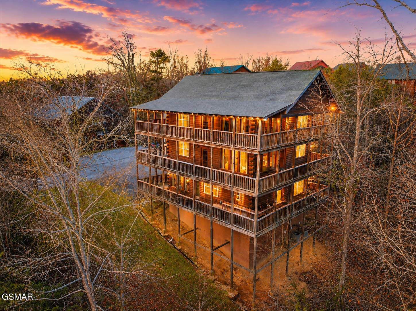 2022 Oakmont Drive Sevierville TN 37876