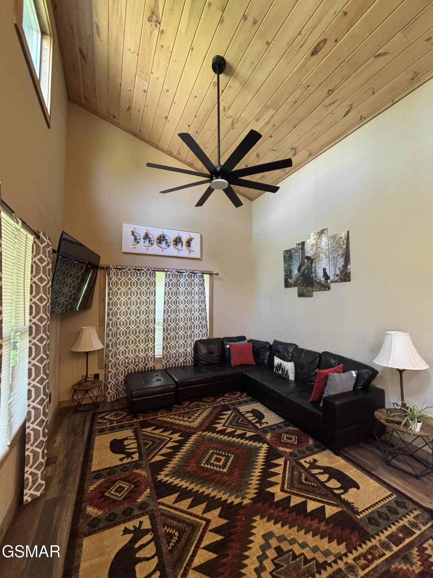 3412 Worth Road Sevierville TN 37876