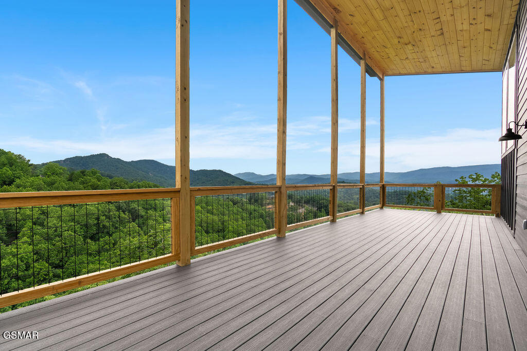 3225 Emerald Springs Loop Sevierville TN 37862
