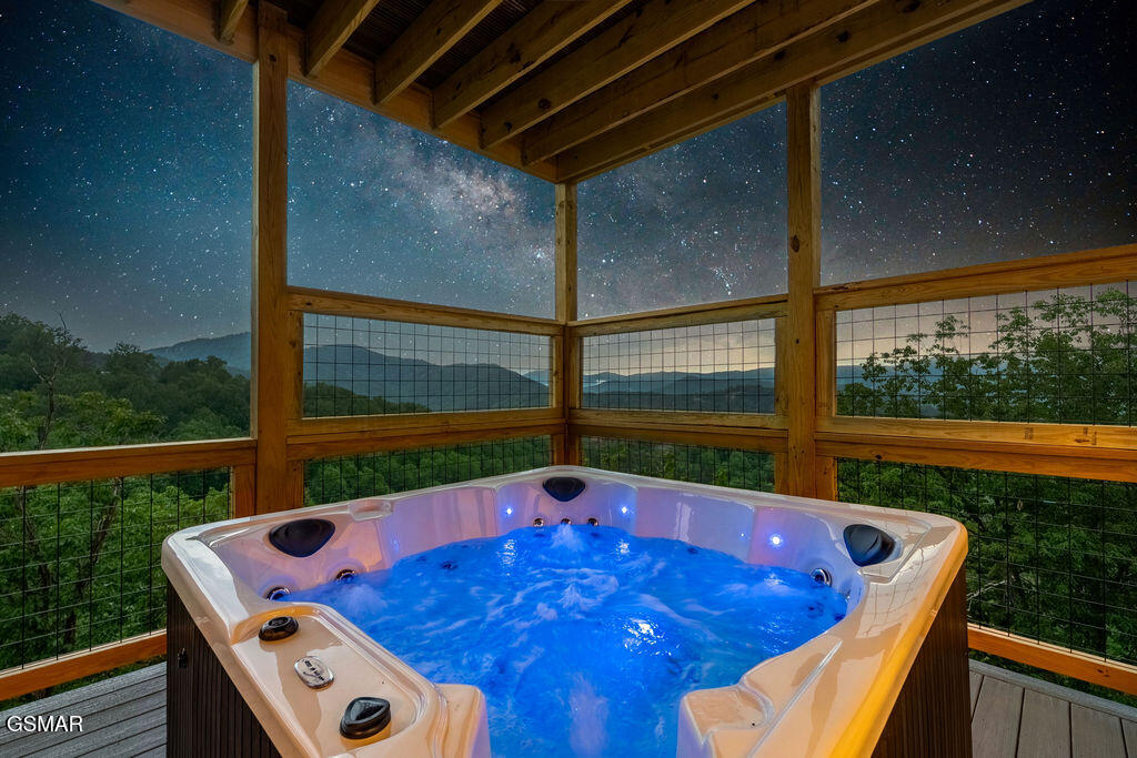 3225 Emerald Springs Loop Sevierville TN 37862