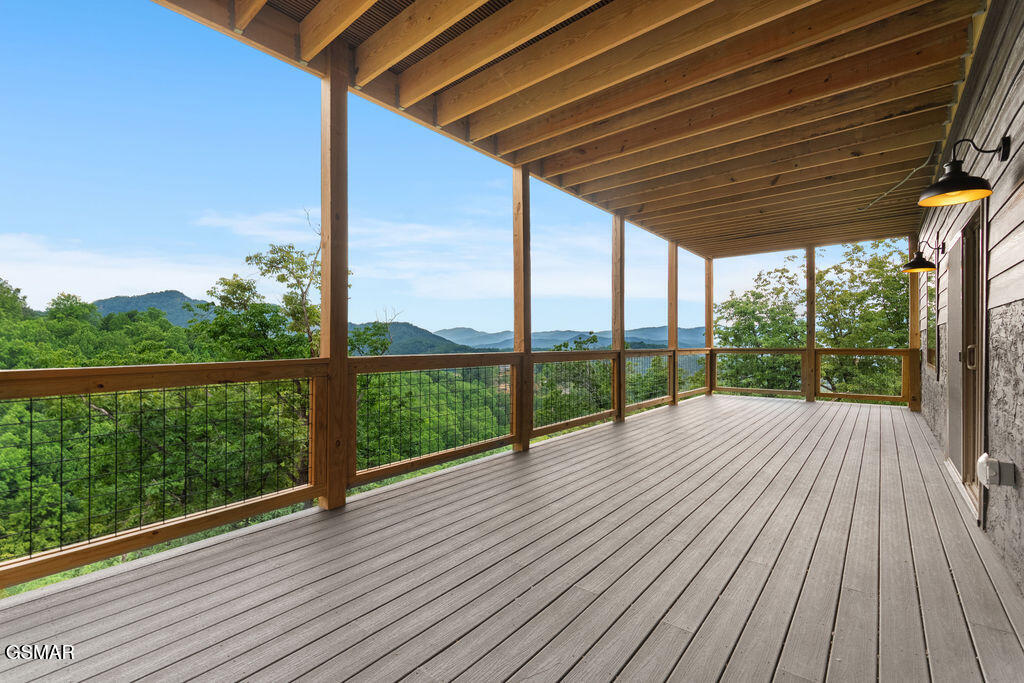 3225 Emerald Springs Loop Sevierville TN 37862