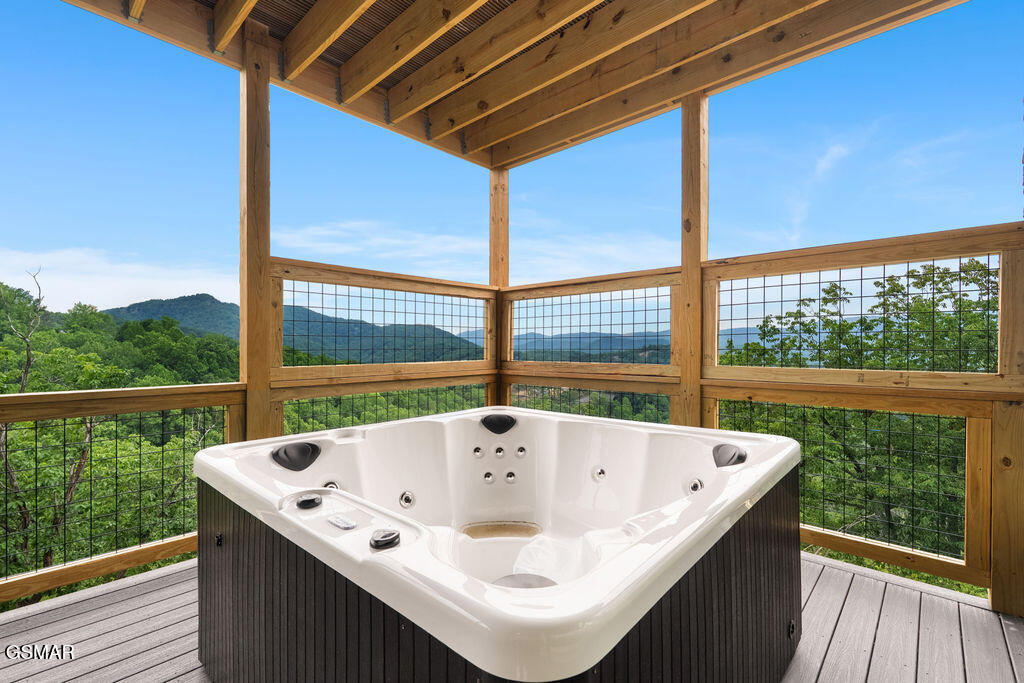 3225 Emerald Springs Loop Sevierville TN 37862
