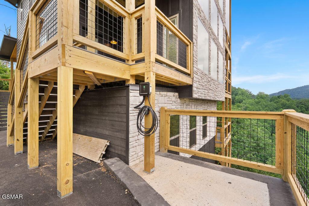 3225 Emerald Springs Loop Sevierville TN 37862
