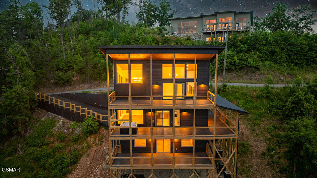 3225 Emerald Springs Loop Sevierville TN 37862