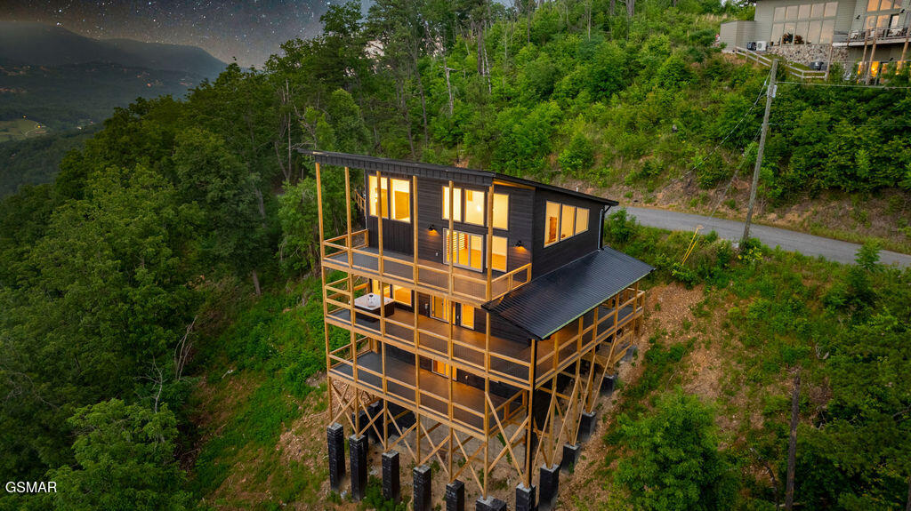 3225 Emerald Springs Loop Sevierville TN 37862