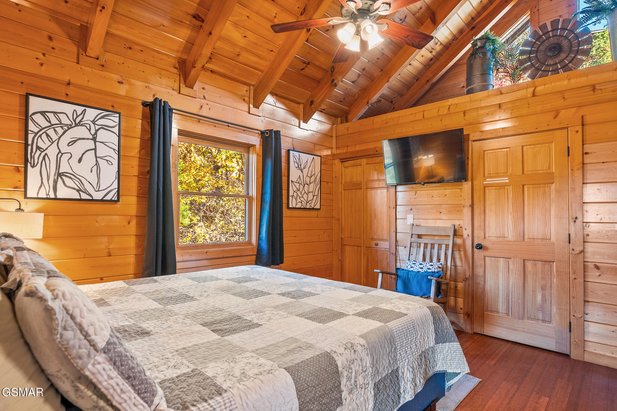 4104 Harvest Moon Road Sevierville TN 37862